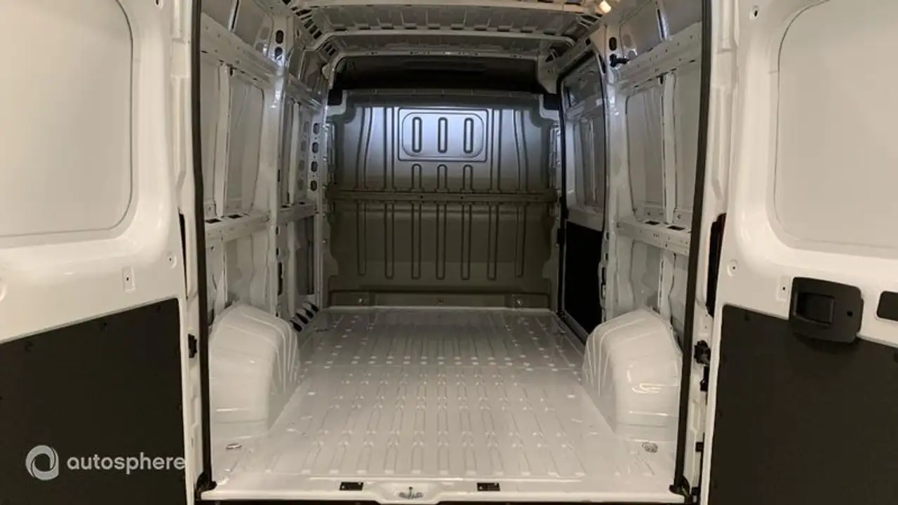 Peugeot Boxer 2026 — фото 14