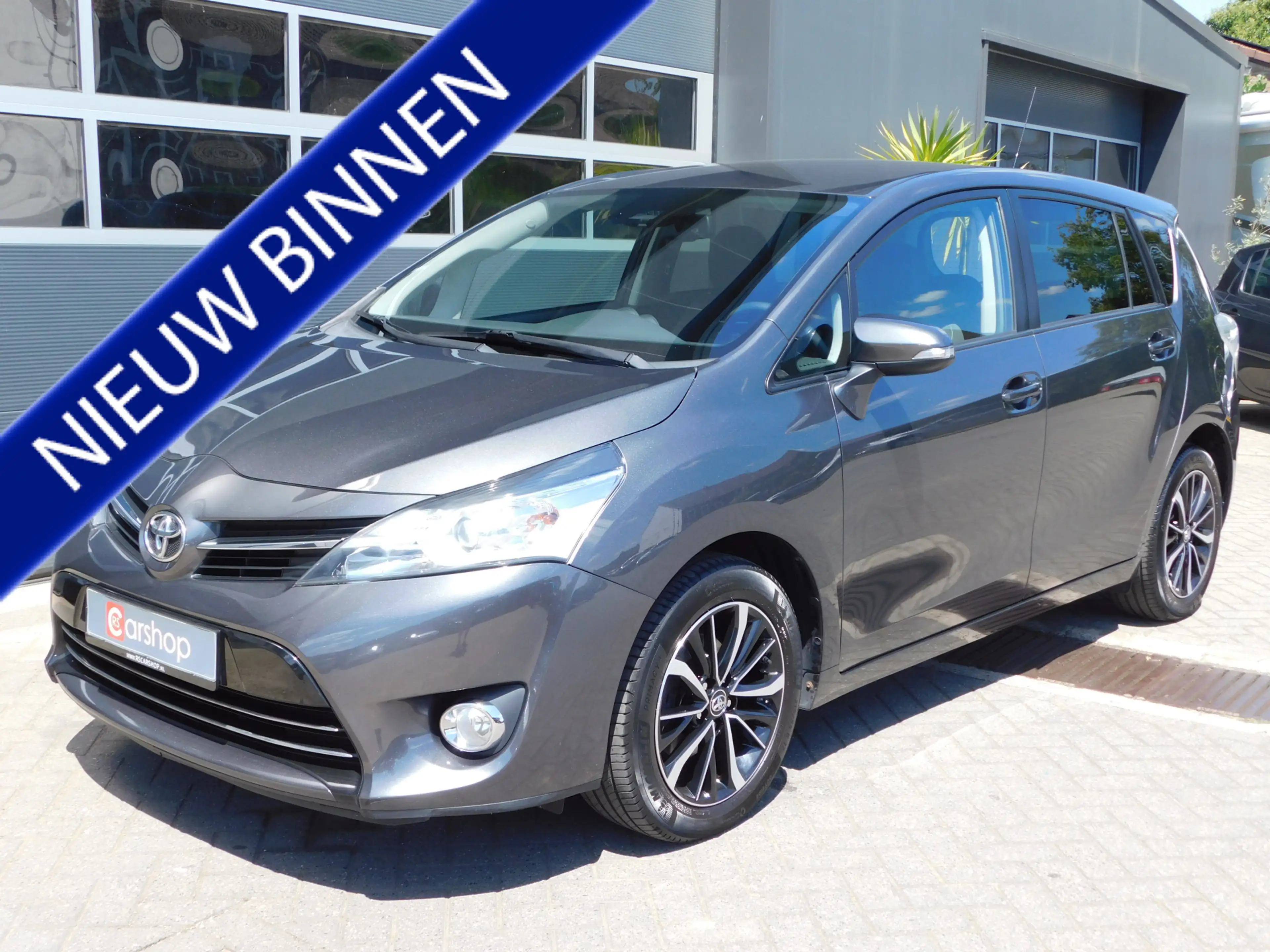 Toyota Verso 1.6 VVT-i Dynamic 12 maanden BOVAG garantie, Compl