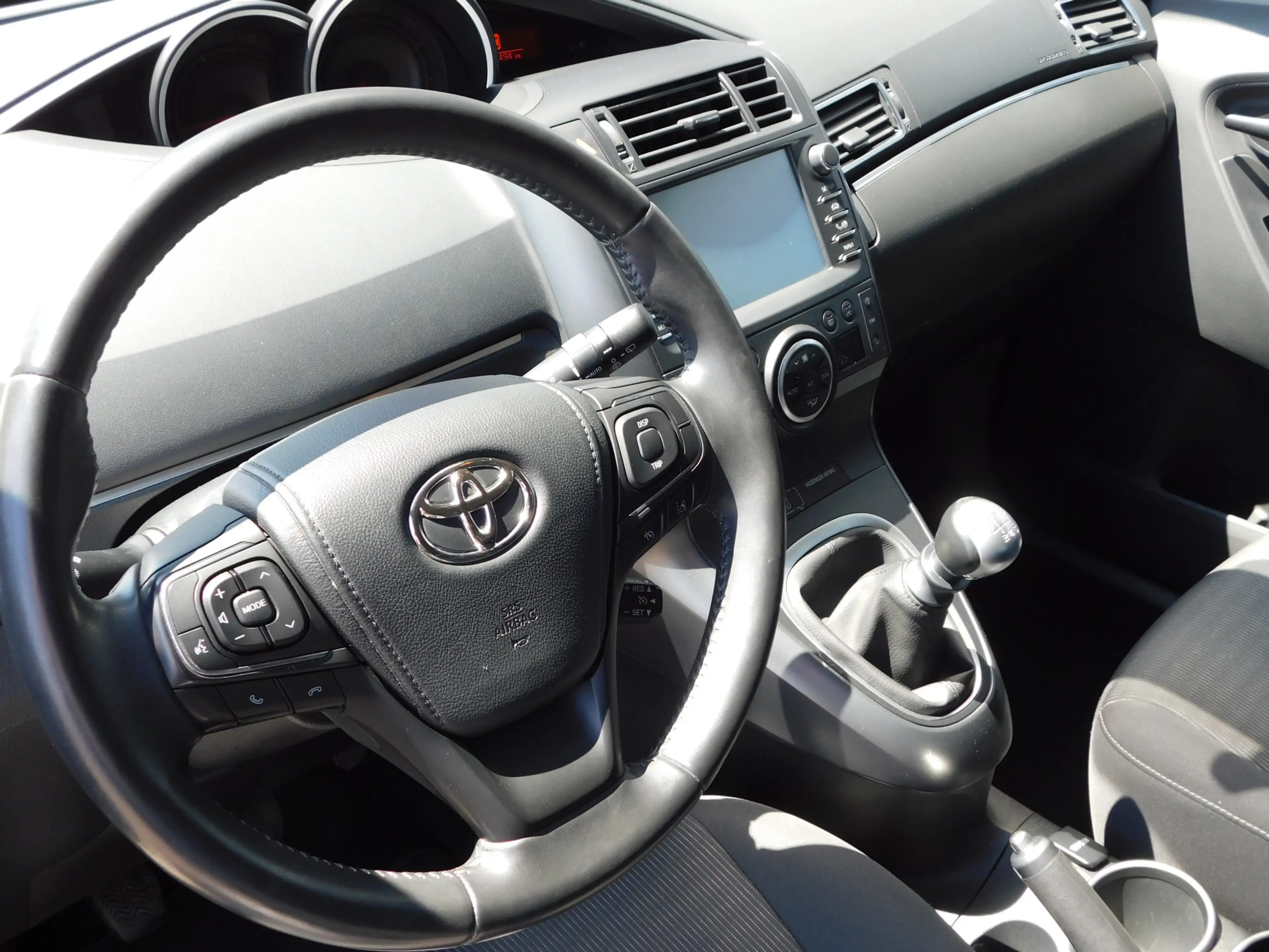 Toyota Verso 1.6 VVT-i Dynamic 12 maanden BOVAG garantie, Compl — photo 12