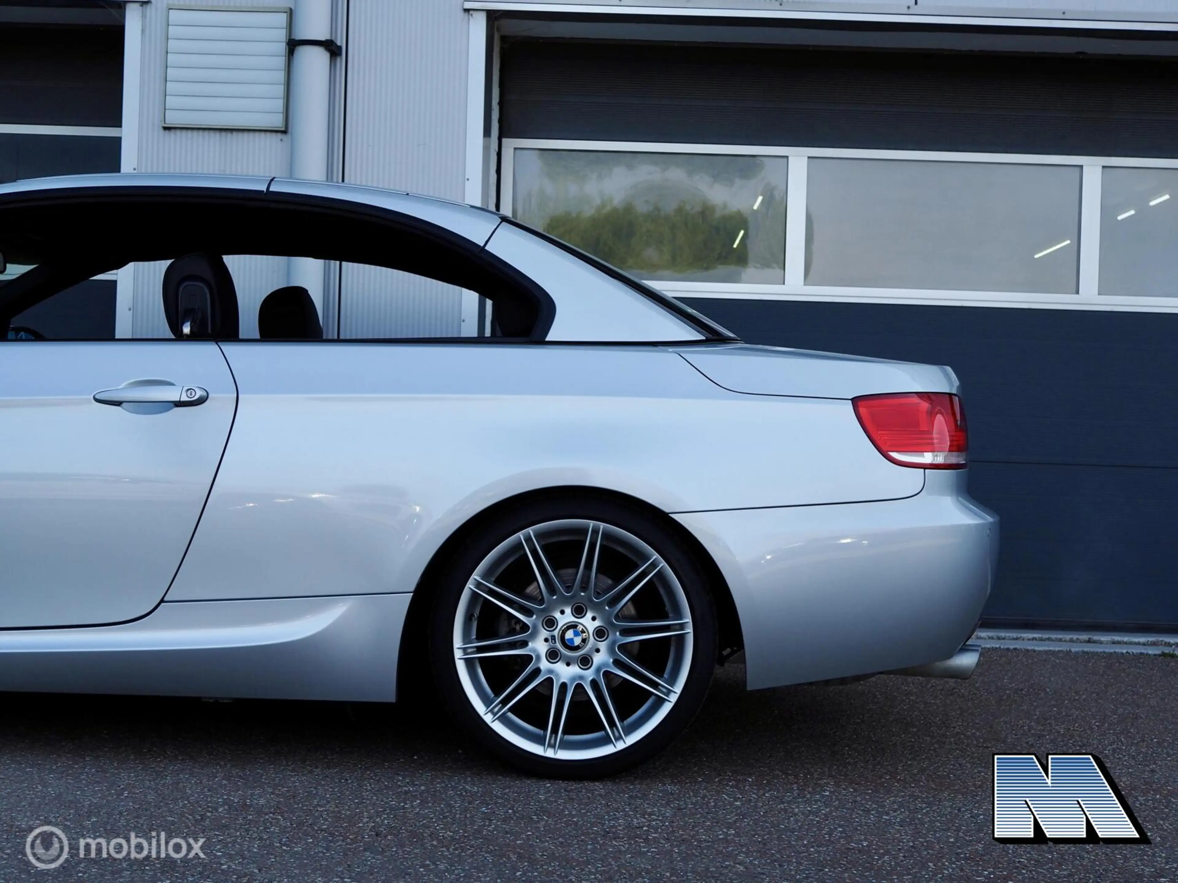 BMW 325 3-serie Cabrio 325i High Executive — photo 11