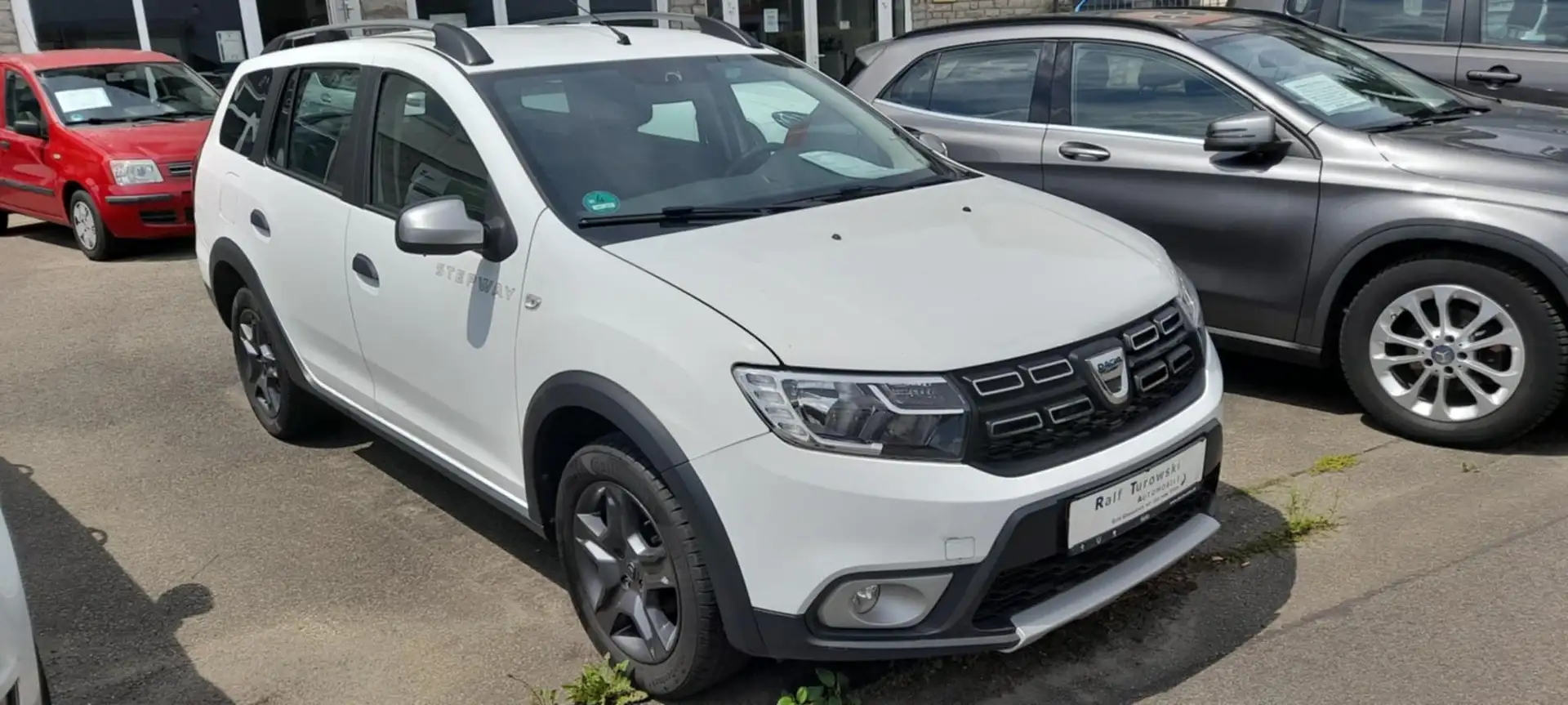 Dacia Logan Stepway Celebration Bianco - 1