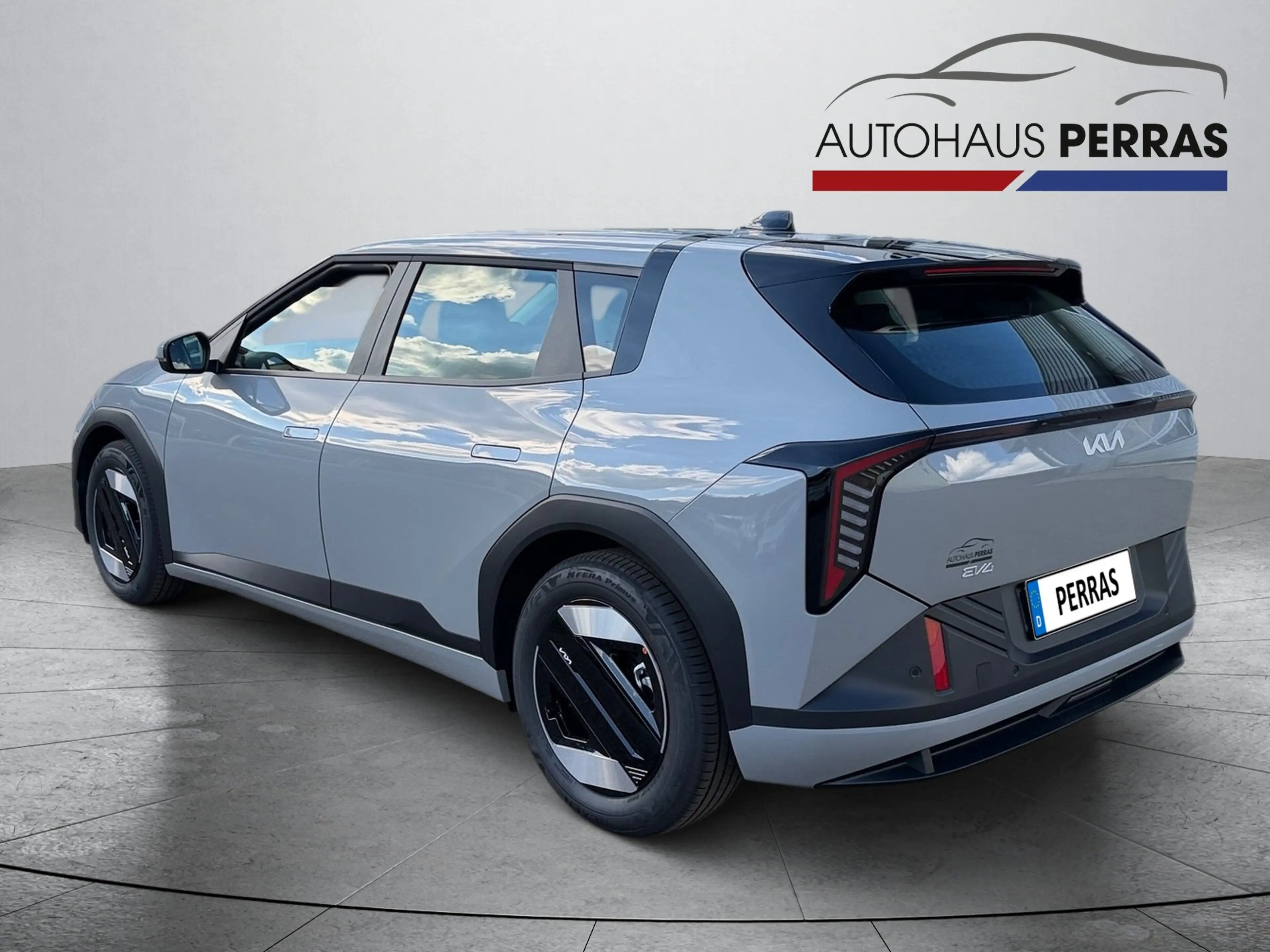 Kia EV4 81 FWD AIR WP DW ACC+Winterp.+Kam.+LM+PDC — photo 4