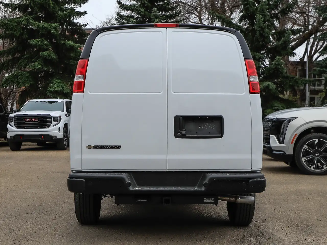 Chevrolet Express 3500 снимка Chevrolet Express 3500