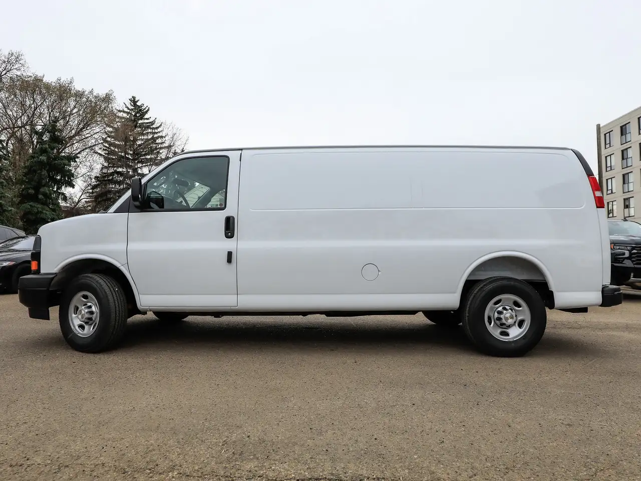 Chevrolet Express 3500 снимка Chevrolet Express 3500