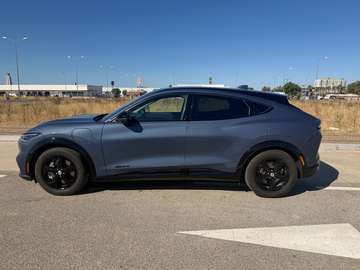 Mustang Mach-E RWD Rango extendido