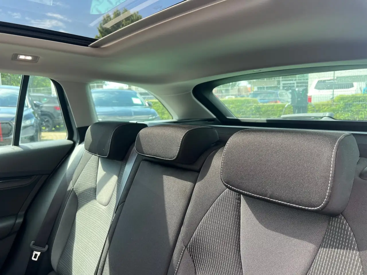 Skoda Octavia Combi 2.0 TDI DSG +AHK +PANO +LED +RKAM +CARPLAY, миниатюра 22