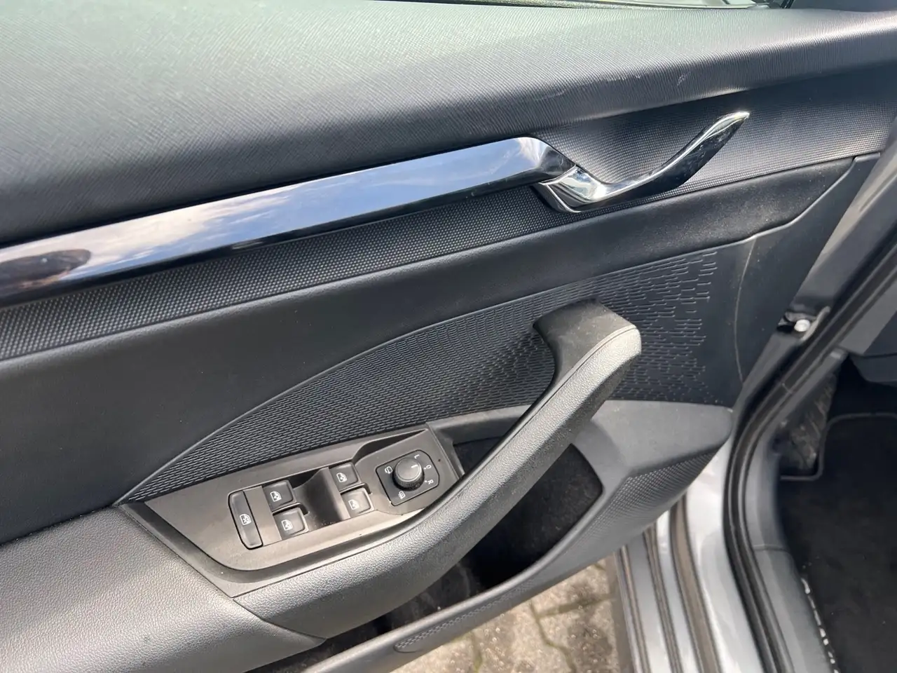 Skoda Octavia Combi 2.0 TDI DSG +AHK +PANO +LED +RKAM +CARPLAY, миниатюра 18