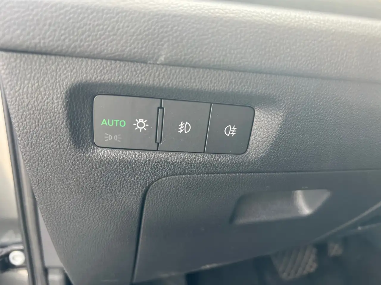 Skoda Octavia Combi 2.0 TDI DSG +AHK +PANO +LED +RKAM +CARPLAY, миниатюра 19