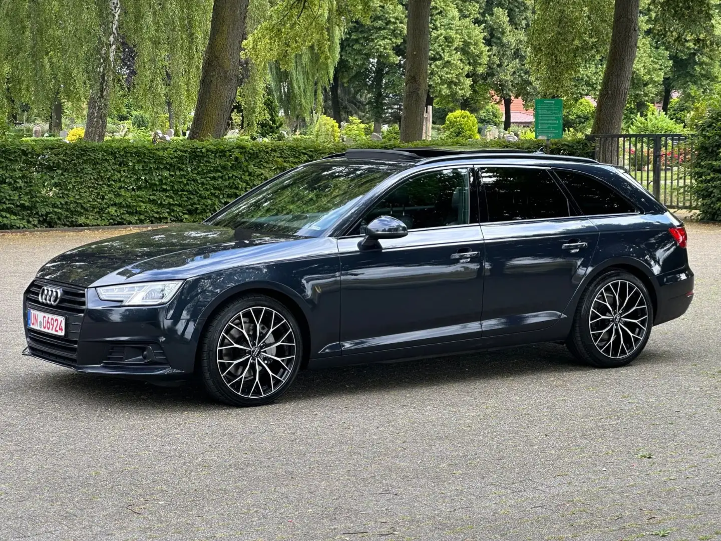 Audi A4 Avant 2.0 Sport Ultra*PANO*ACC*VIRTUAL*DSP Bleu - 1