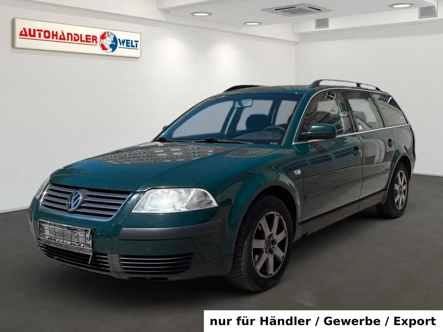 Volkswagen Passat Kombi 2.0i Klimaautomatik AHK Grau - 1