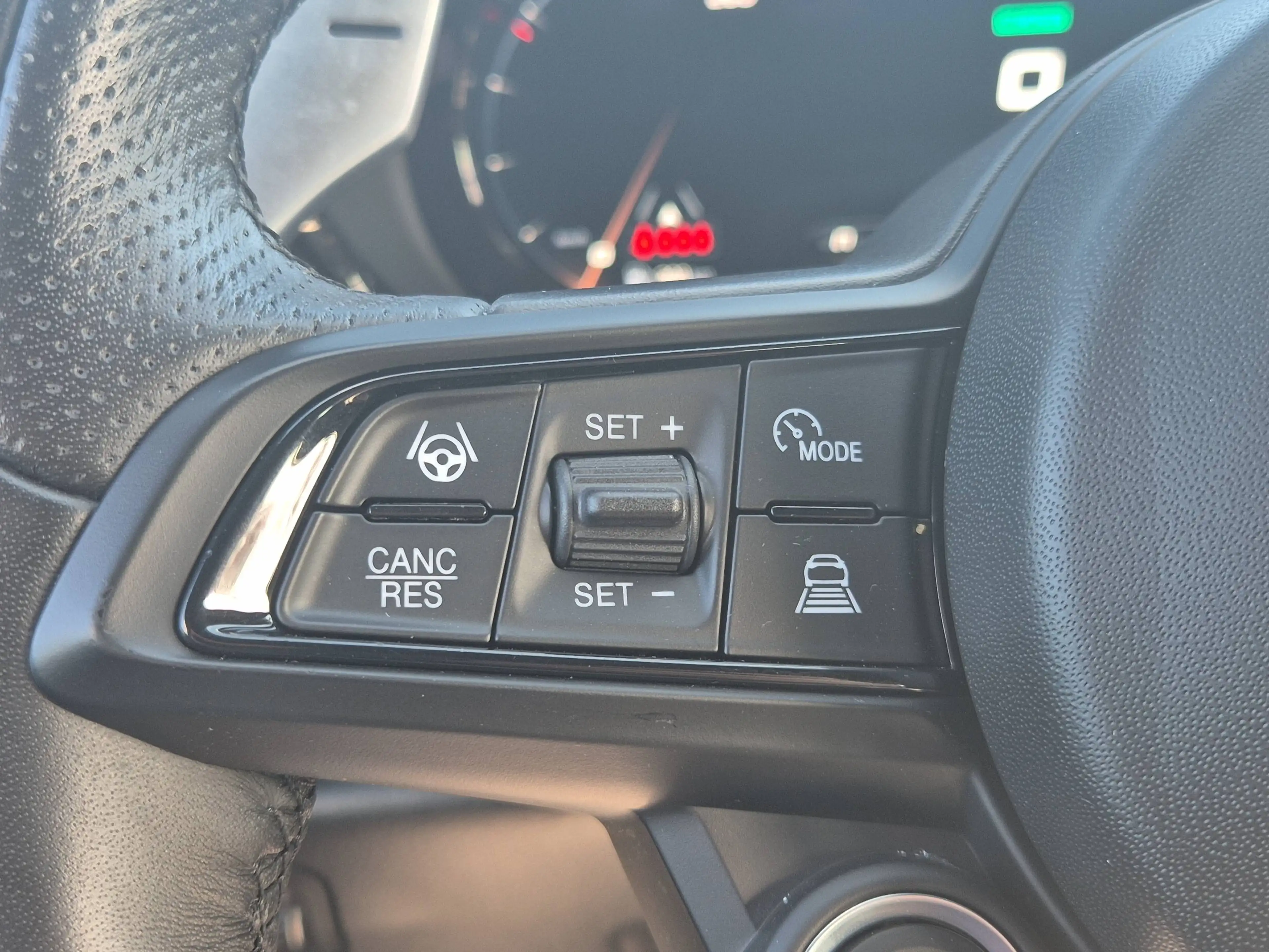 Alfa Romeo Tonale Tonale PHEV 1.3 Q4 Veloce (206 kW) — photo 12