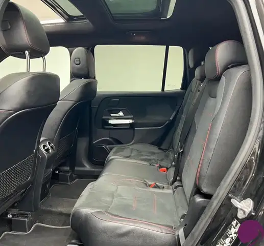 Mercedes-Benz GLB view 9