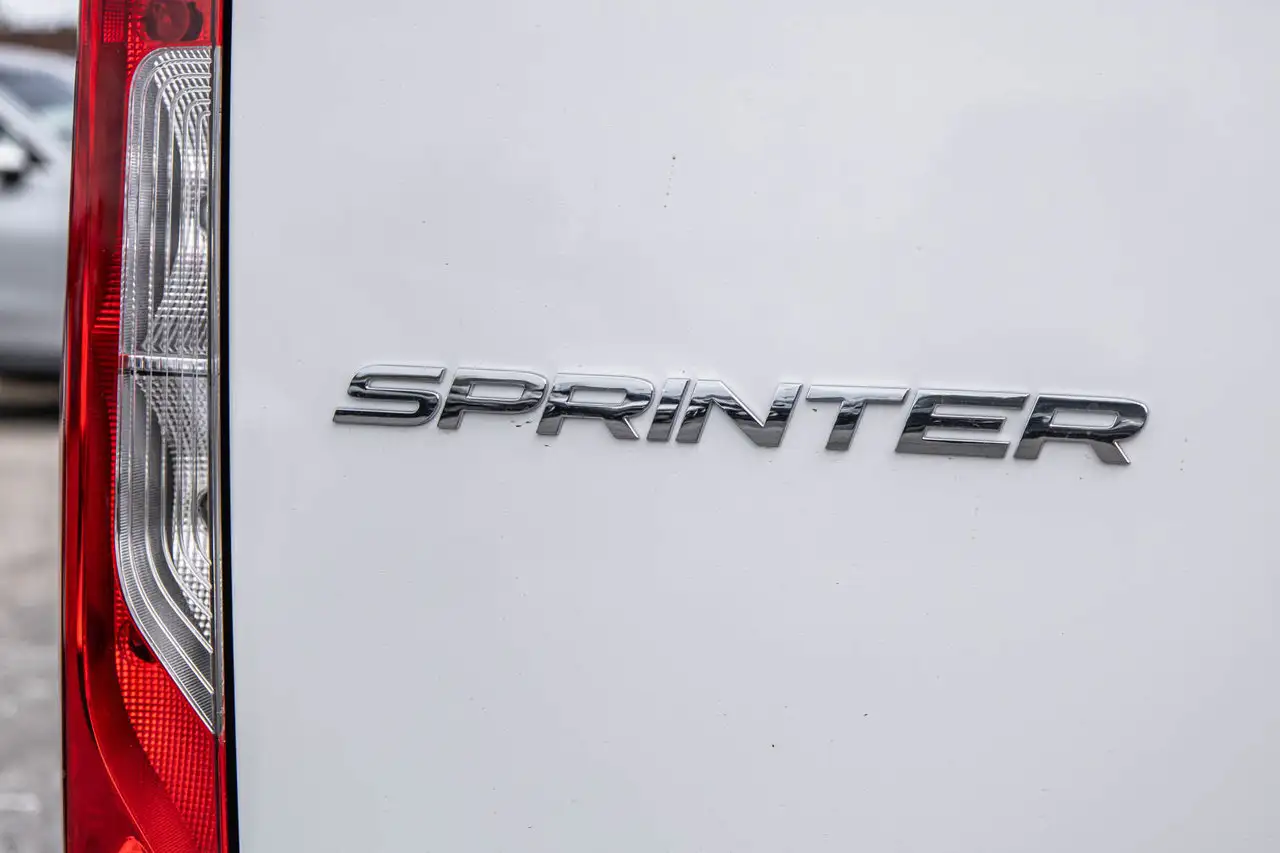 Mercedes-Benz Sprinter снимка Mercedes-Benz Sprinter