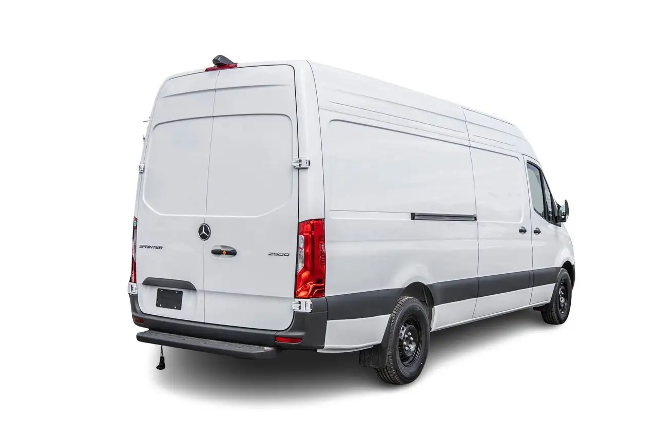Mercedes-Benz Sprinter снимка Mercedes-Benz Sprinter