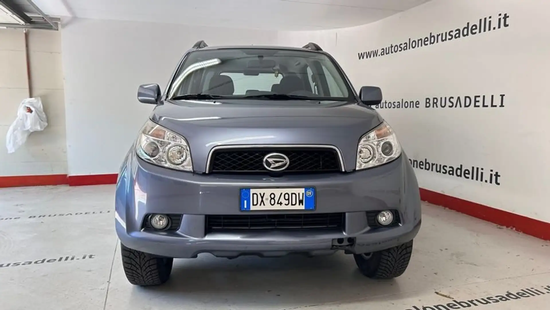 Daihatsu Terios Terios 1.5 4WD Hiro A/T AUTOM. UNIPROP. Mavi - 2