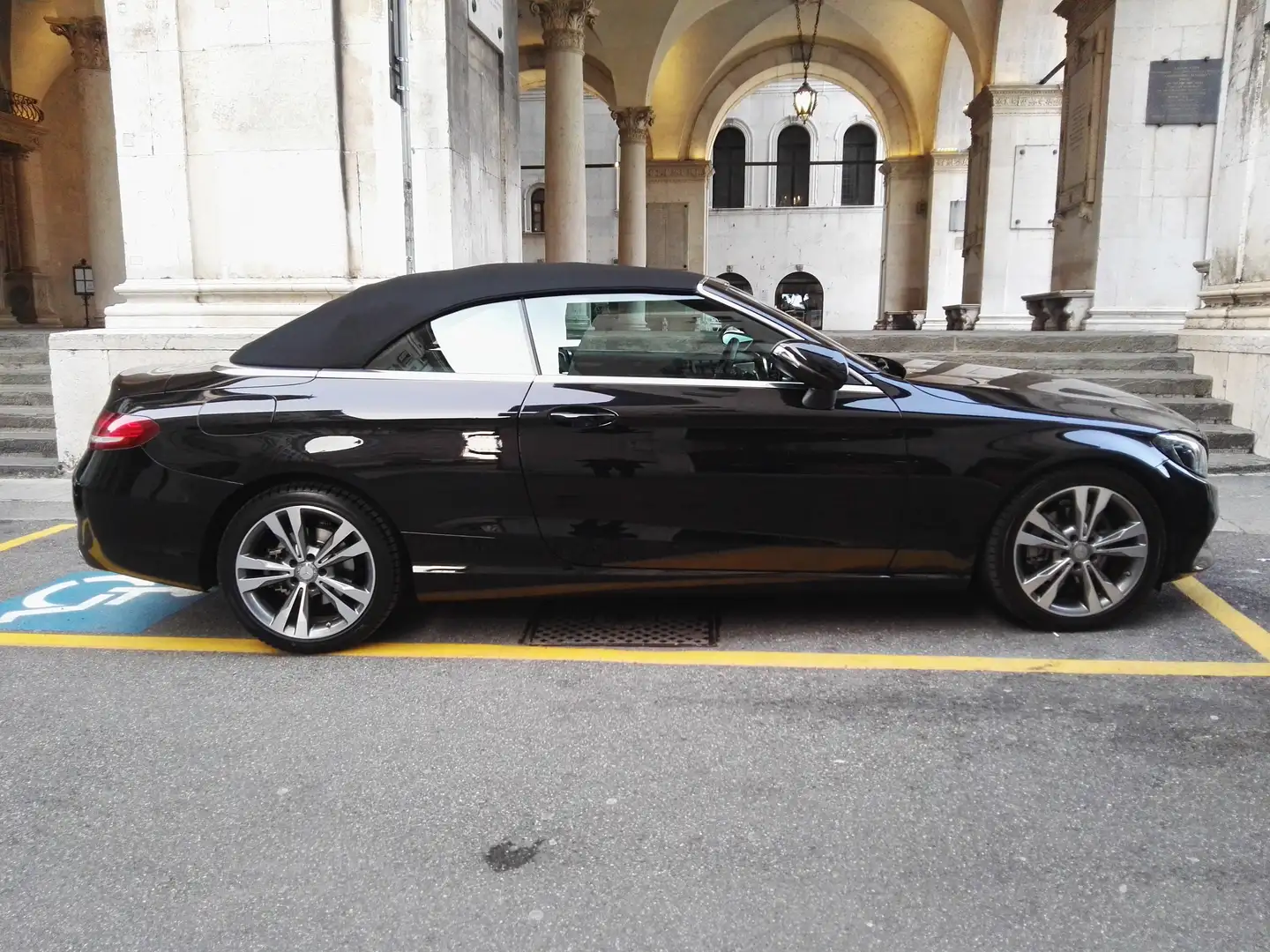 Mercedes-Benz C 220 C Coupe 220 d Sport auto Nero - 1