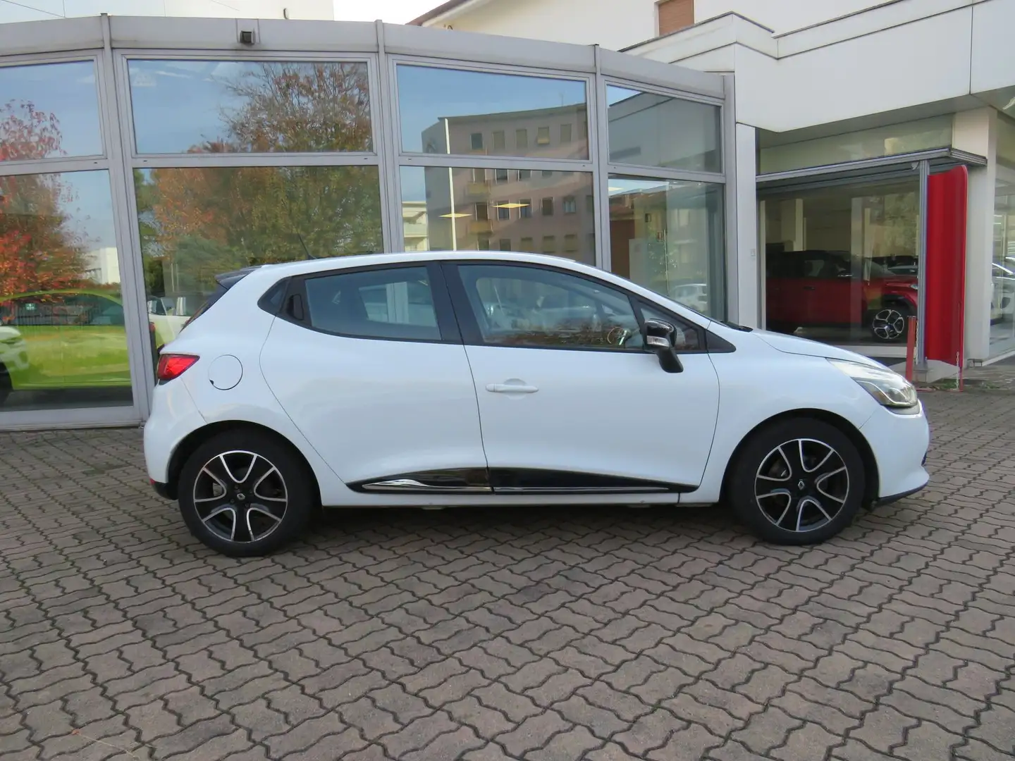 Renault Clio 1.5 dCi 8V 75CV 5 porte Wave Wit - 2