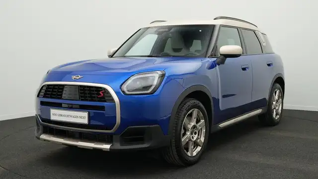 MINI Countryman S All4 Favoured Trim