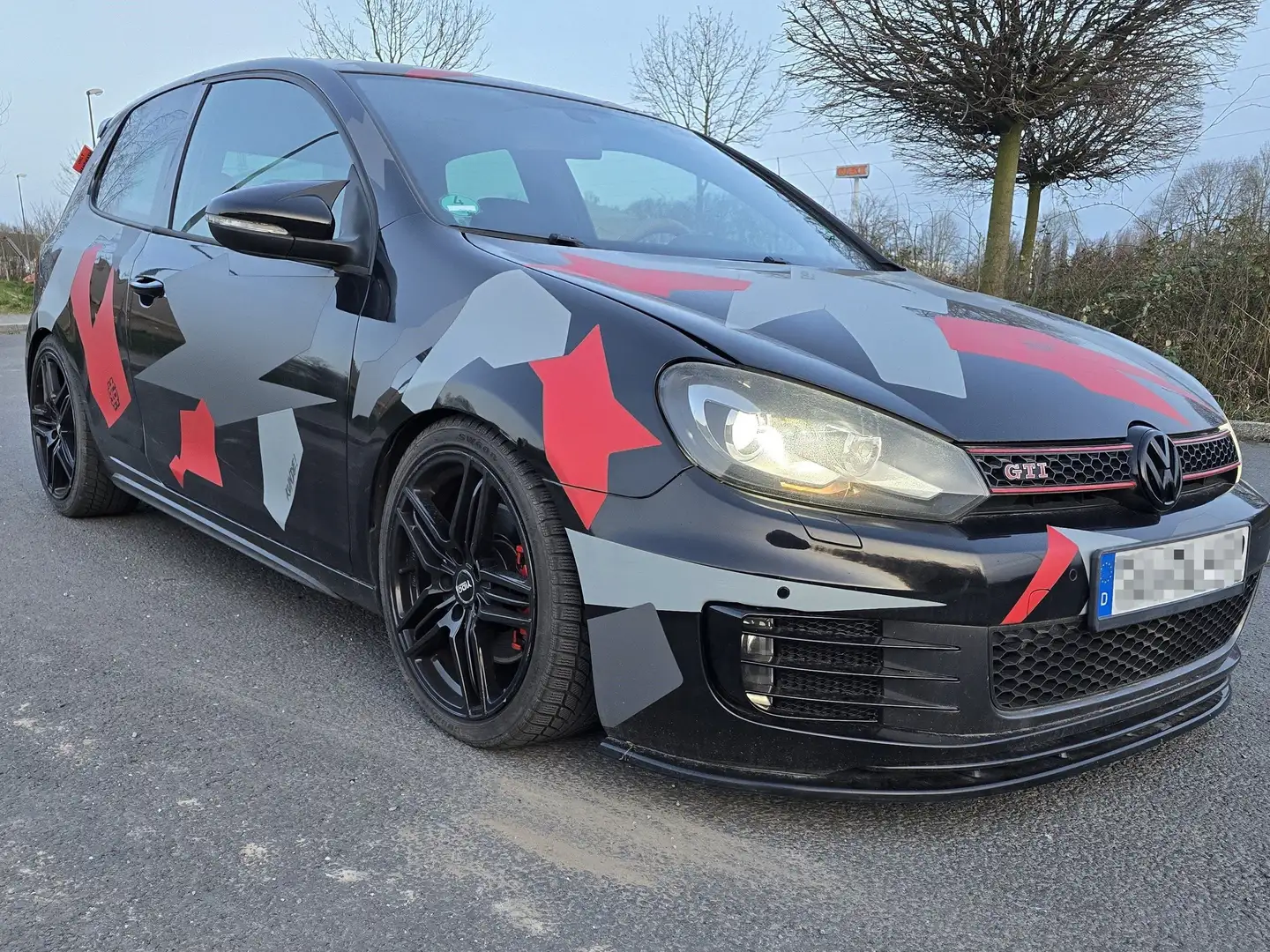 Volkswagen Golf GTI Blickfang Einzelstück Top Extras,Fährt super Schwarz - 1