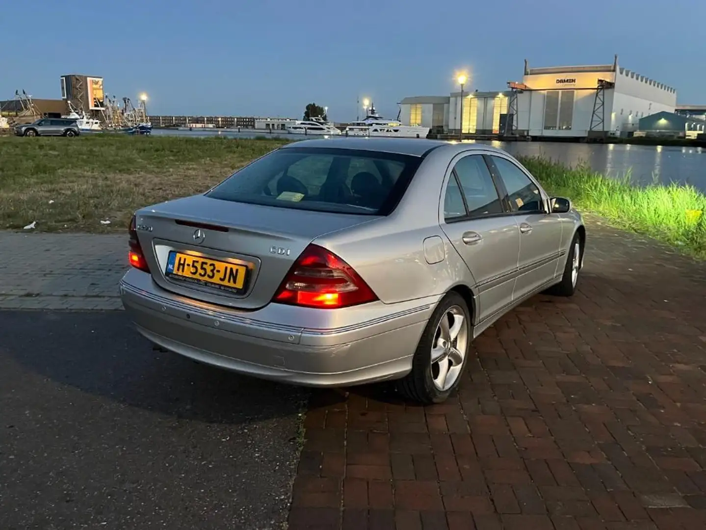 Mercedes-Benz C 270 C 270 CDI Classic Silver - 1