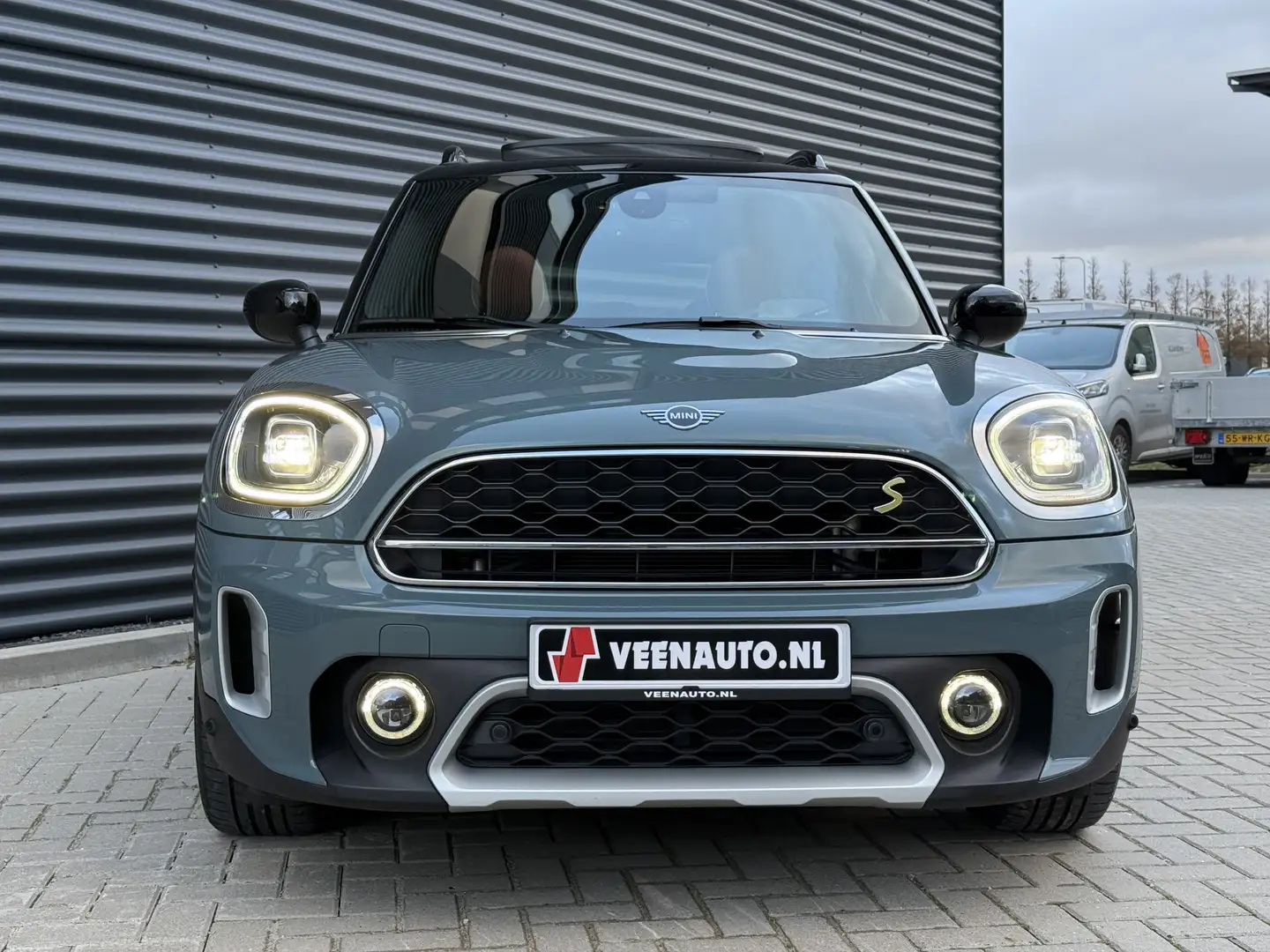 MINI Cooper SE Countryman 2.0 ALL4 Northwood Pano/Leder/Camera Groen - 2
