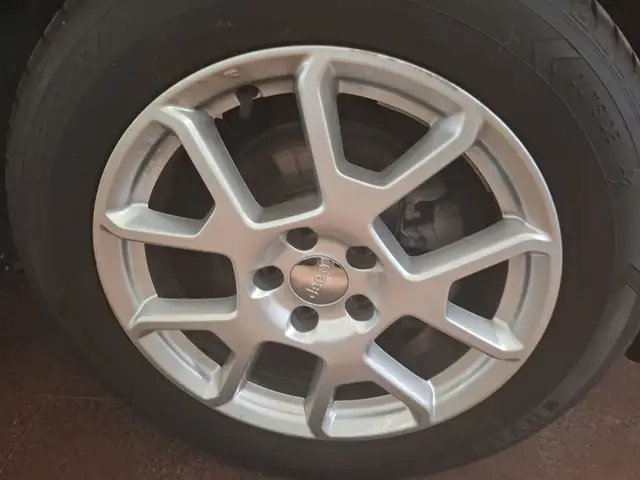 Jeep Renegade view 9