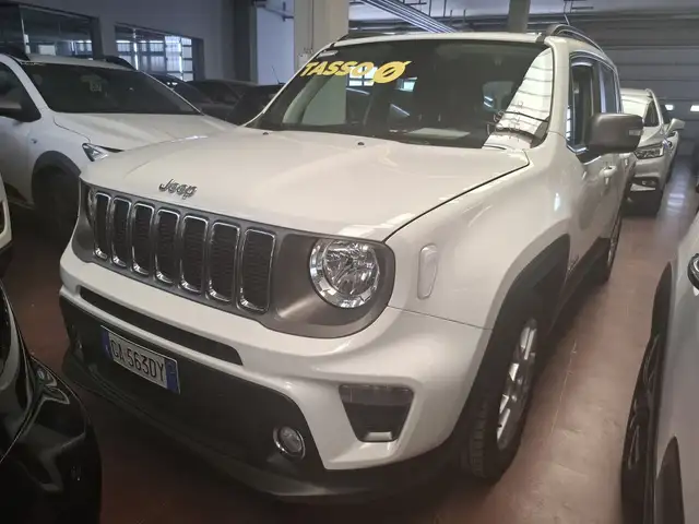 Jeep Renegade view 2