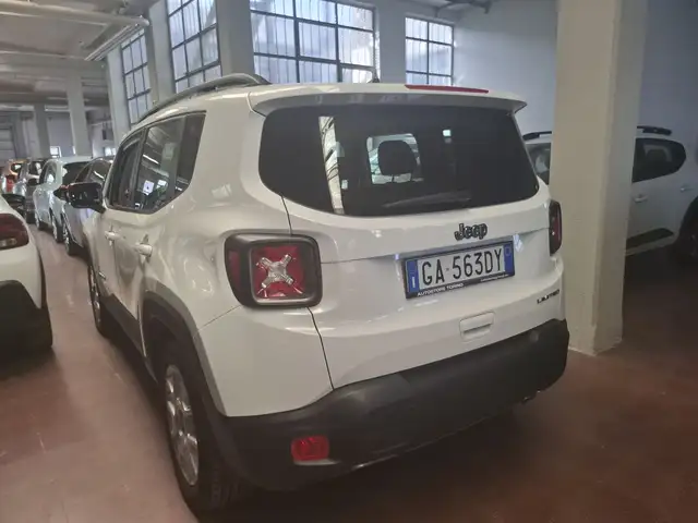Jeep Renegade view 7