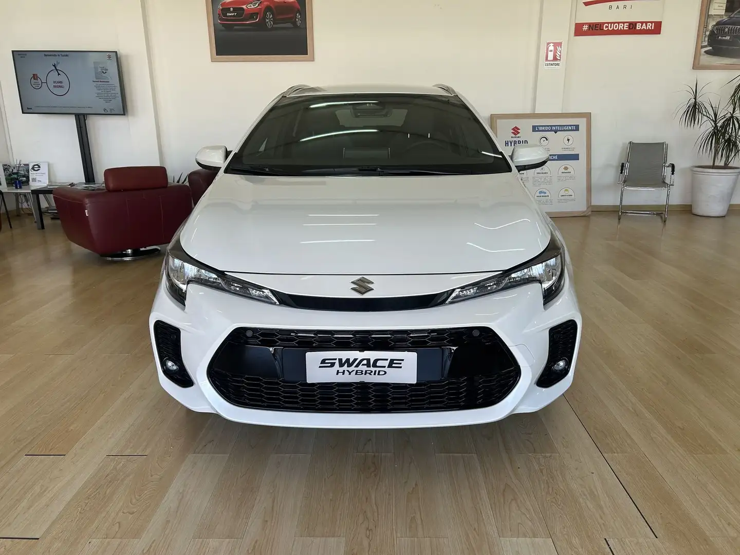 Suzuki Swace 1.8 Hybrid E-CVT 2WD Cool - 2