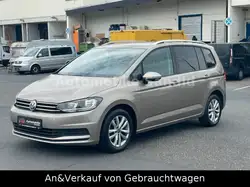 Volkswagen Touran Com/Start Stop7 Sitze*AHK*Kamera*Navi*ACC