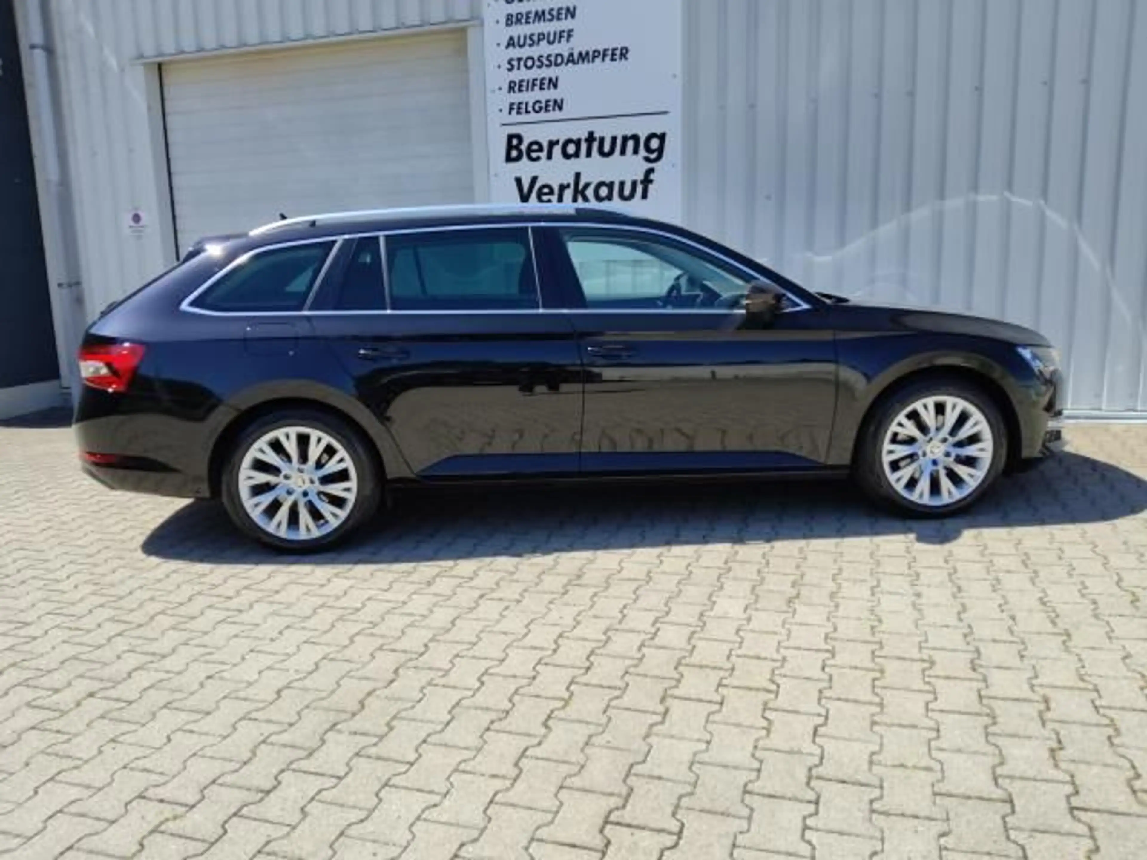Skoda Superb SUPERB COMBI STYLE 2.0 TDI DSG 4X4 PANORAMADACH — photo 8