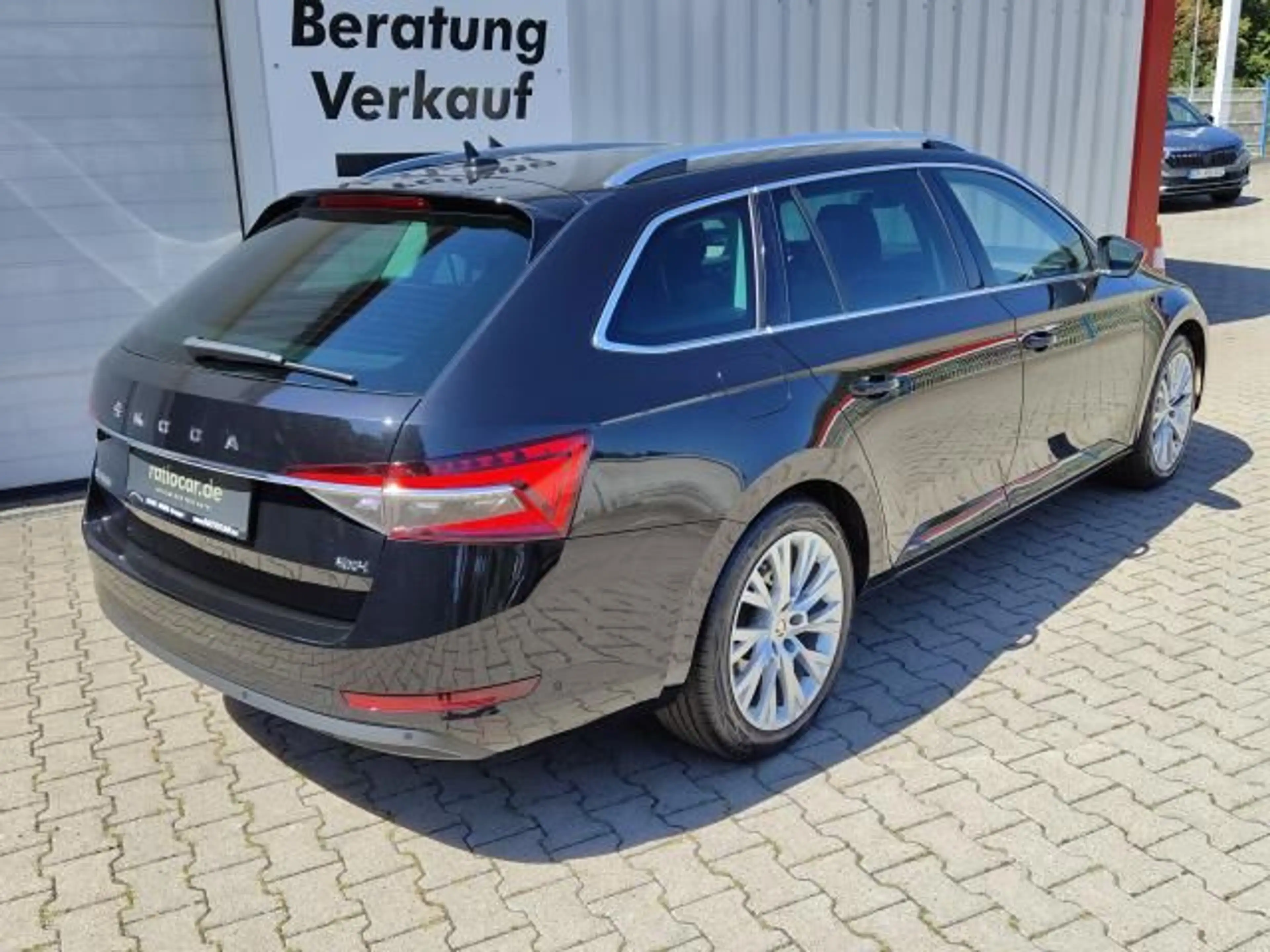 Skoda Superb SUPERB COMBI STYLE 2.0 TDI DSG 4X4 PANORAMADACH — photo 5