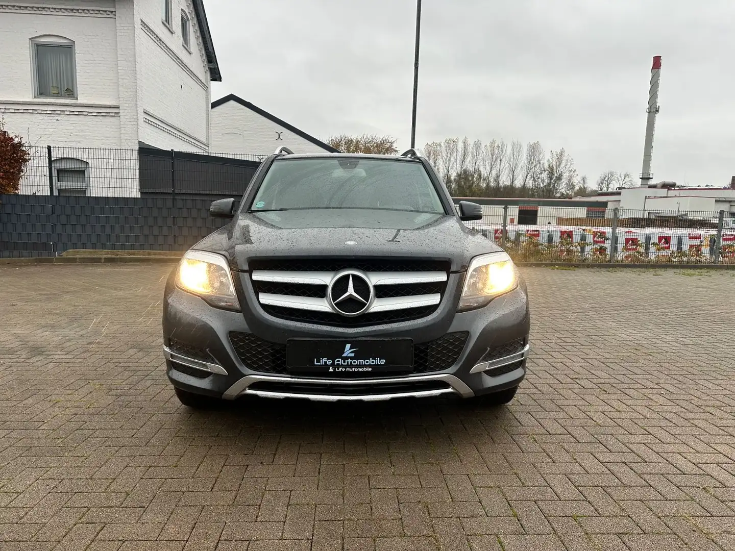 Mercedes-Benz GLK 200 CDI Automatik NAVI*TEMPOMAT*AHK*17" Grau - 2