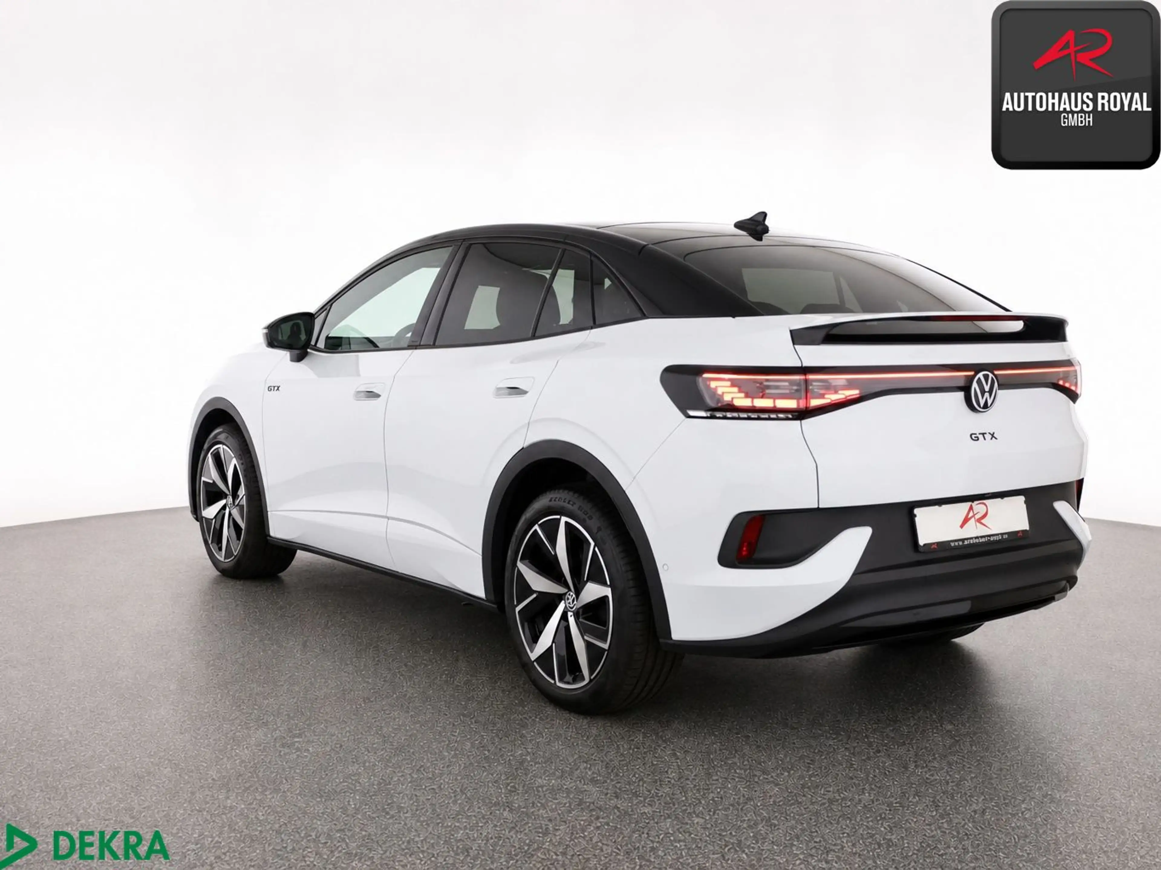 Volkswagen ID.5 GTX 4M PANO,HEADUP,360GRAD,MATRIX,HARMAN/K — photo 3