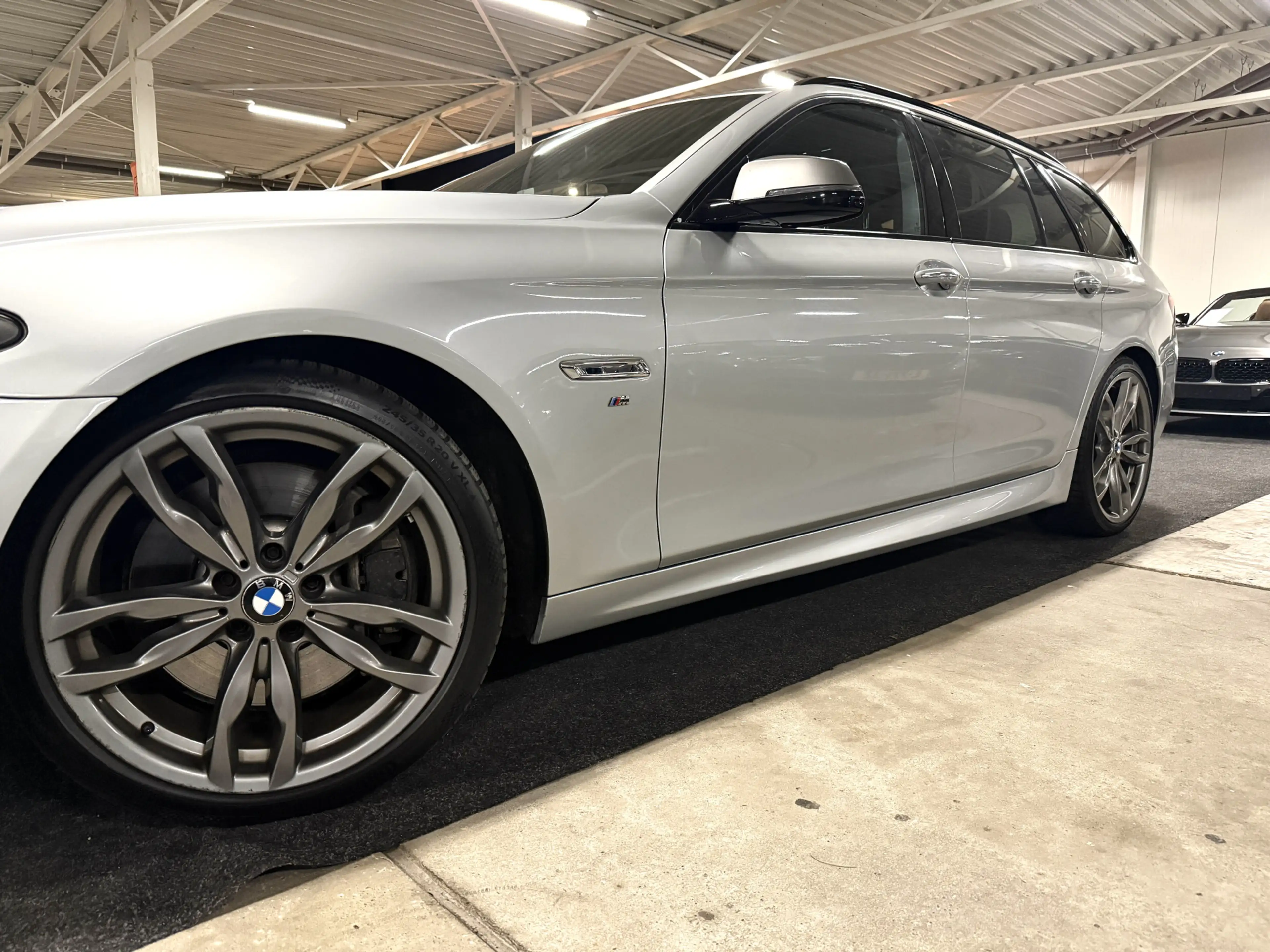 BMW M550 d xDrive [5-Serie Touring] High Exe. l Head-Up l — photo 6