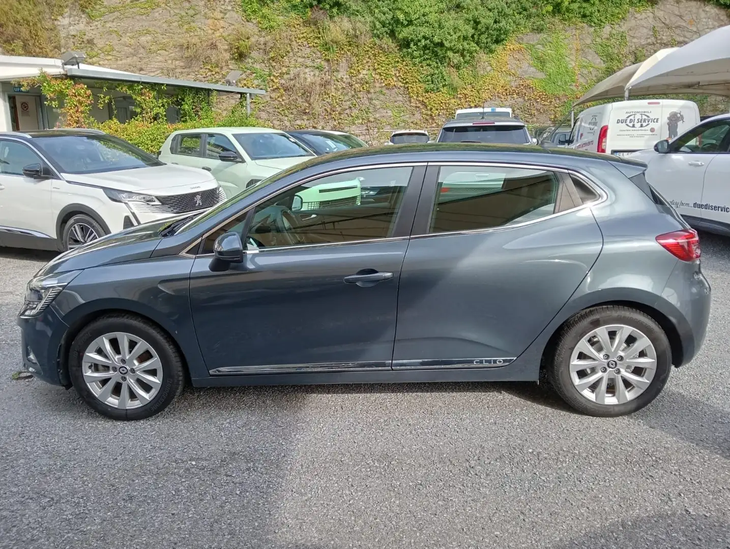 Renault Clio Clio 1.6 E-Tech hybrid Intens 140cv auto my21 Grigio - 2
