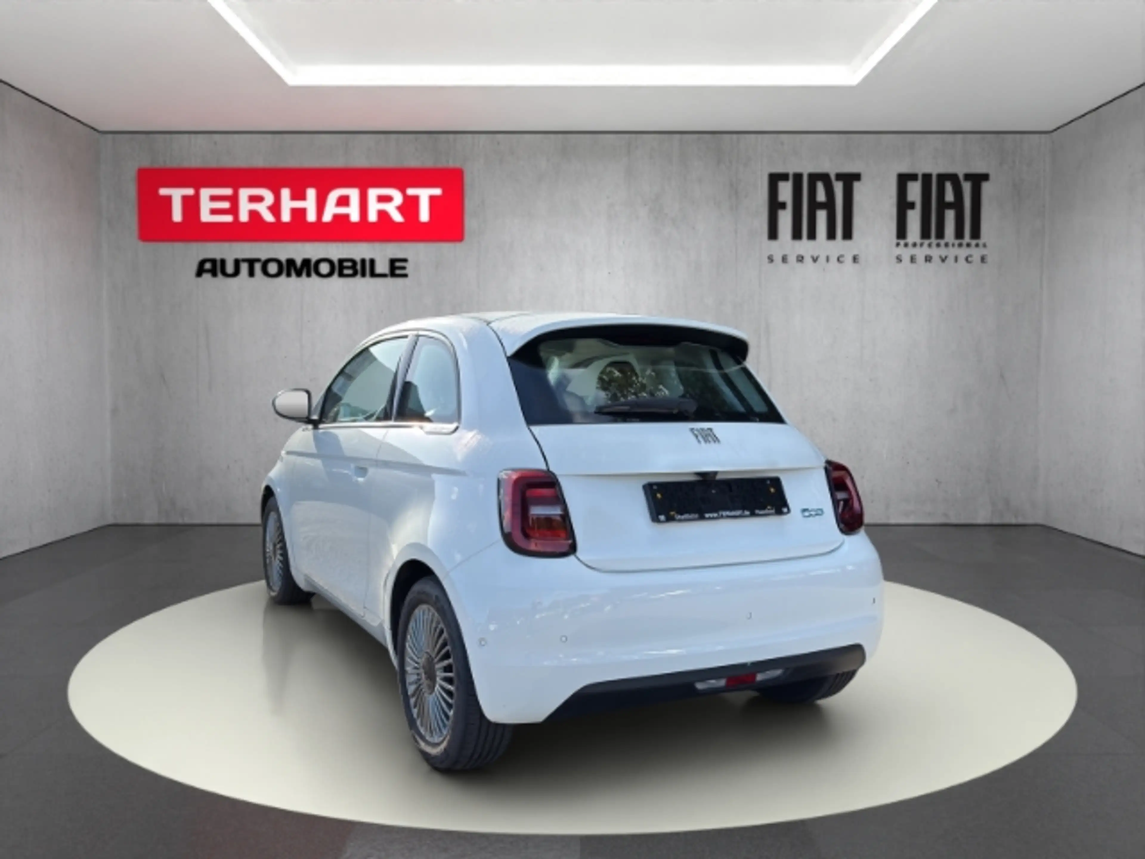 Fiat 500e Basis/Navi/RFK/Alu/Apple&Android — photo 3