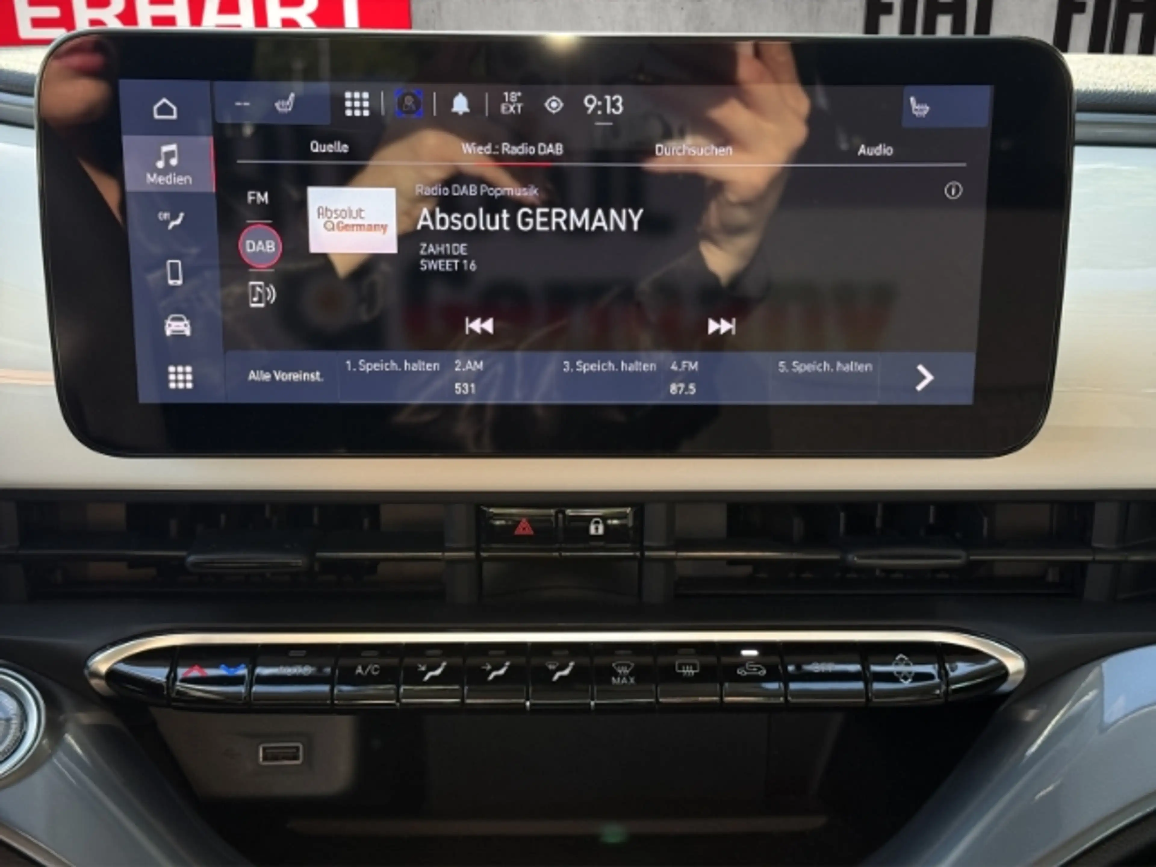 Fiat 500e Basis/Navi/RFK/Alu/Apple&Android — photo 14
