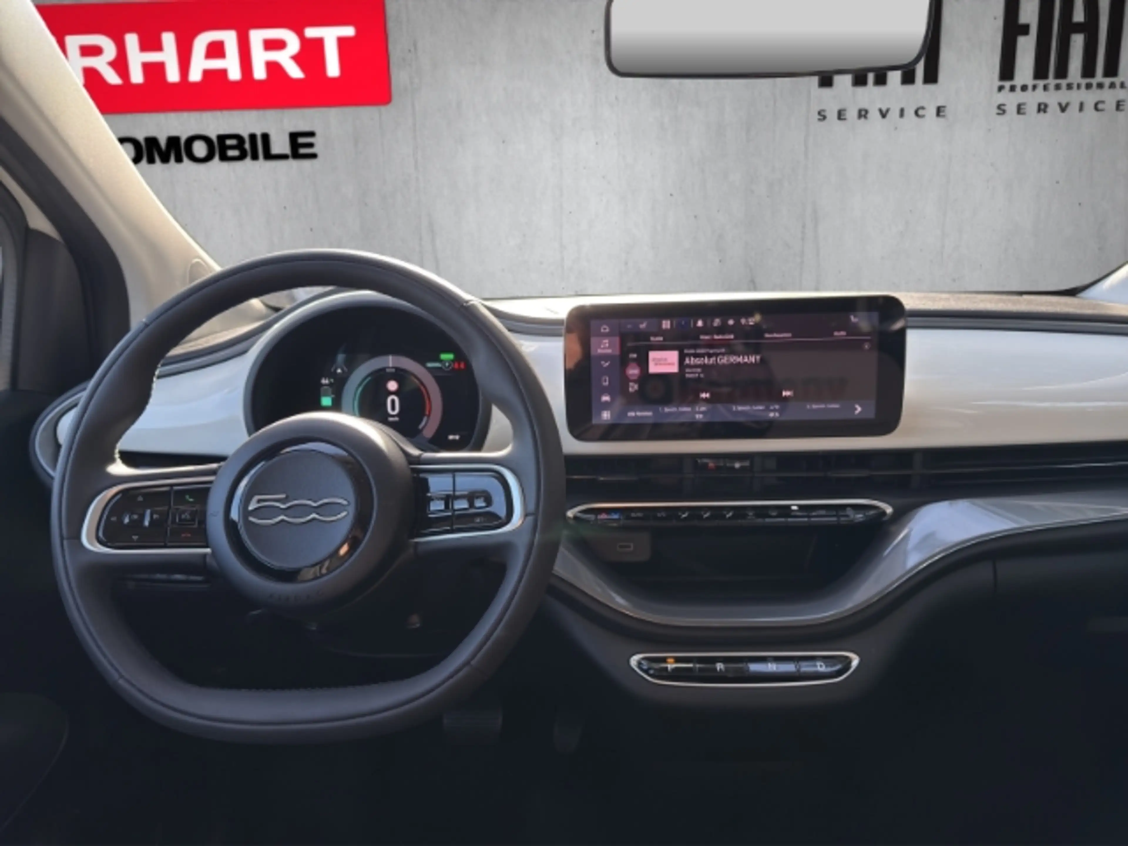 Fiat 500e Basis/Navi/RFK/Alu/Apple&Android — photo 9