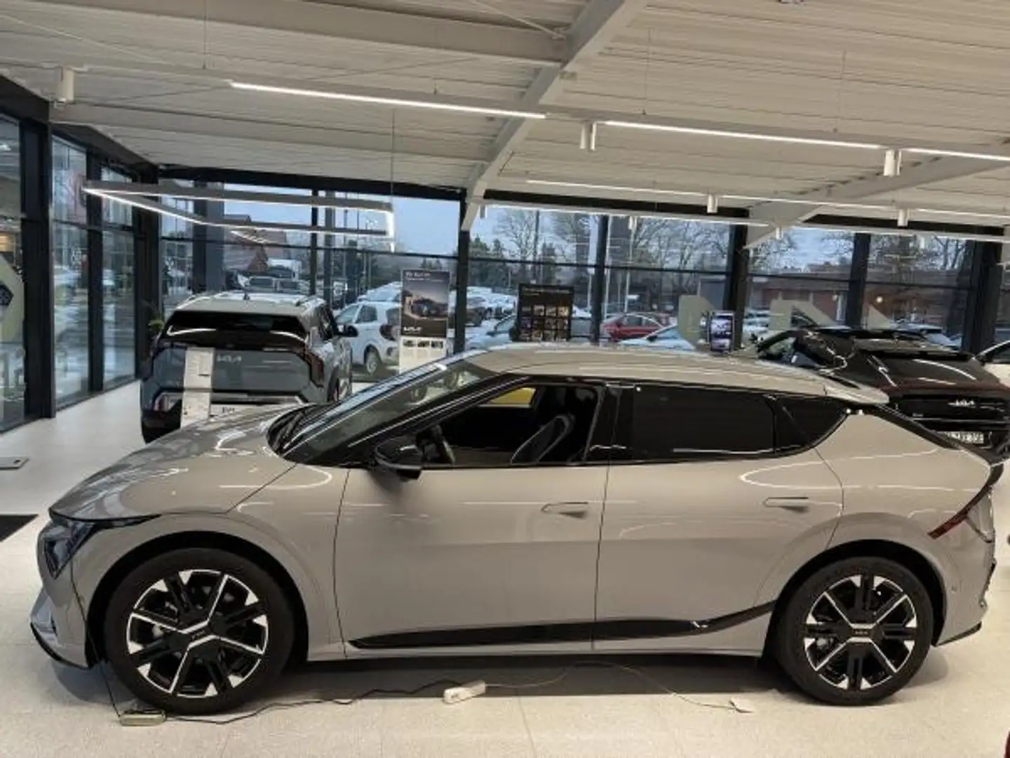 Kia EV6 GT-Line 84kWh Wärmepumpe, P4 - P7 Grau - 2