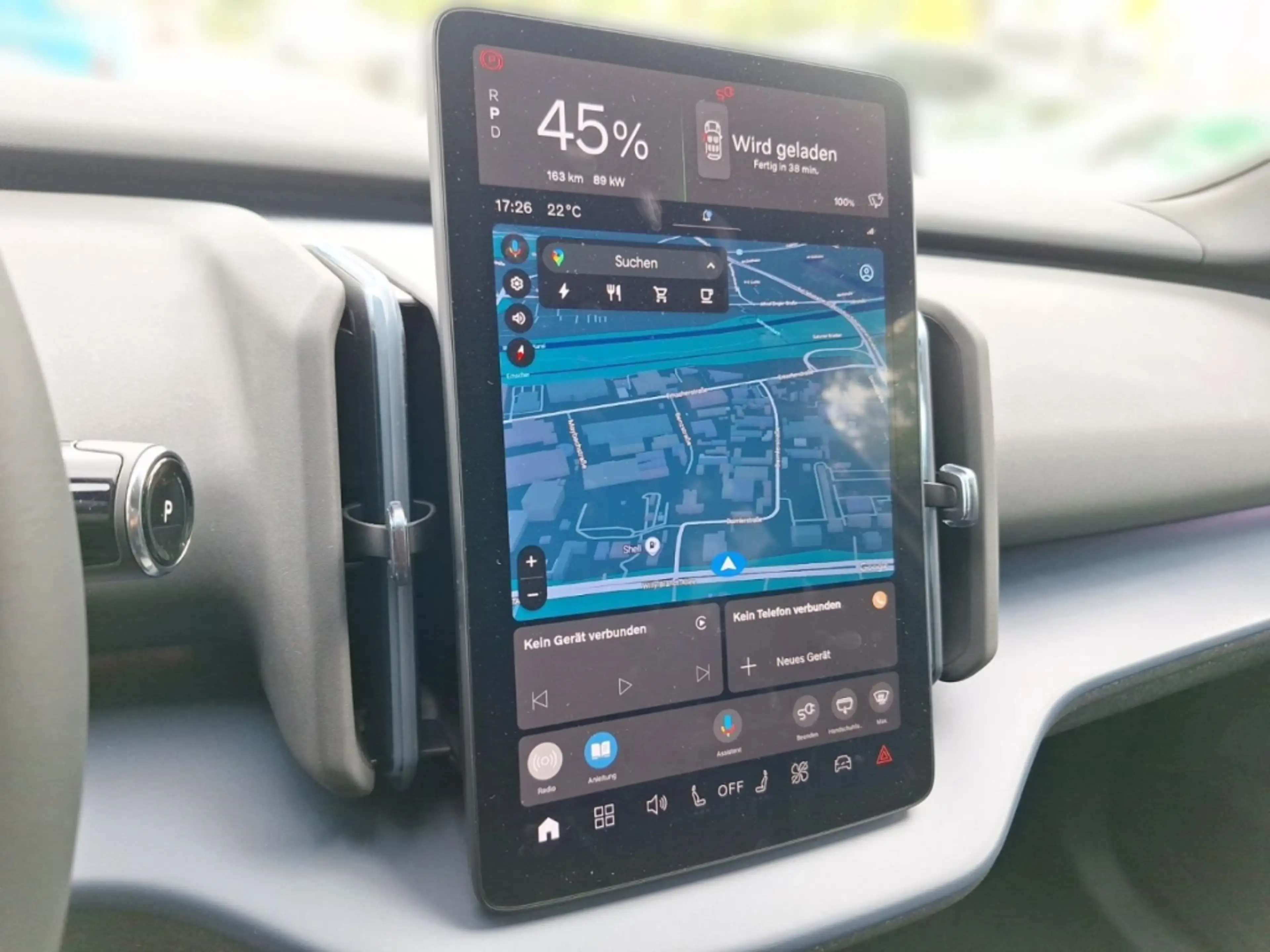 Volvo EX30 2WD Pure Electric Black Edition Plus Harman-Kardon — photo 9