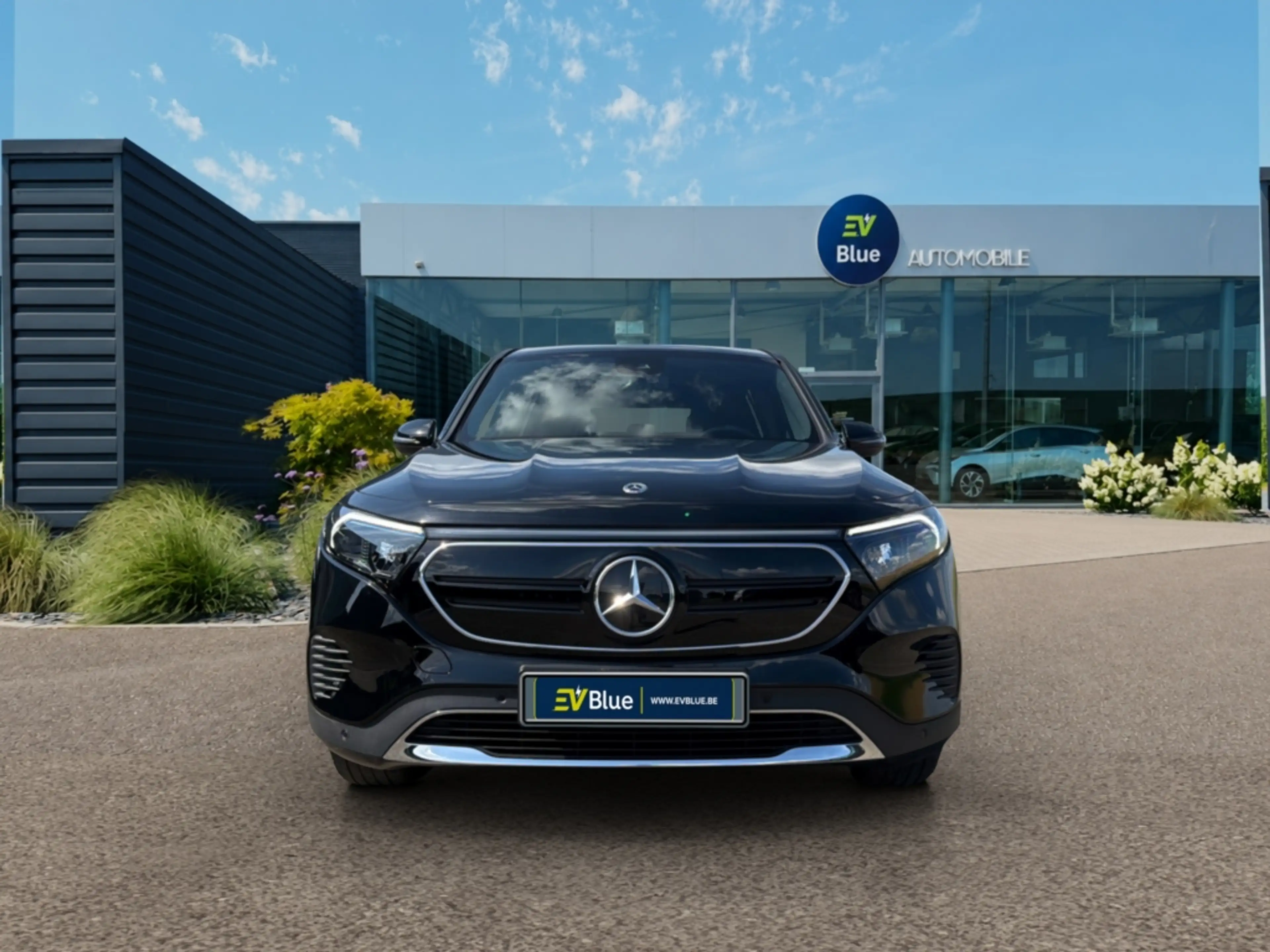 Mercedes-Benz EQB 250 Luxury Line 7 Pl 7 PLACES - CAMERA - SIDE ASSIST — photo 9