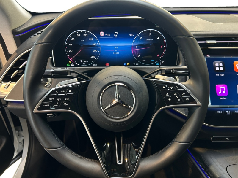 Mercedes-Benz E 220 d Avantgarde Avantgarde+MBUX+Pano+SHD+Wide — photo 13