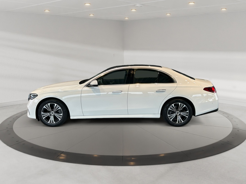 Mercedes-Benz E 220 d Avantgarde Avantgarde+MBUX+Pano+SHD+Wide — photo 5