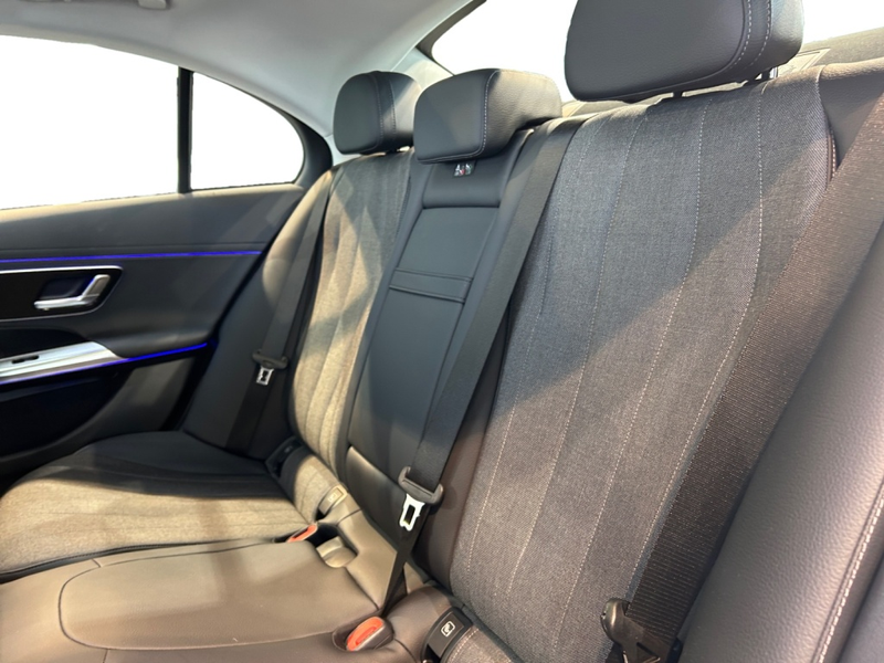 Mercedes-Benz E 220 d Avantgarde Avantgarde+MBUX+Pano+SHD+Wide — photo 11