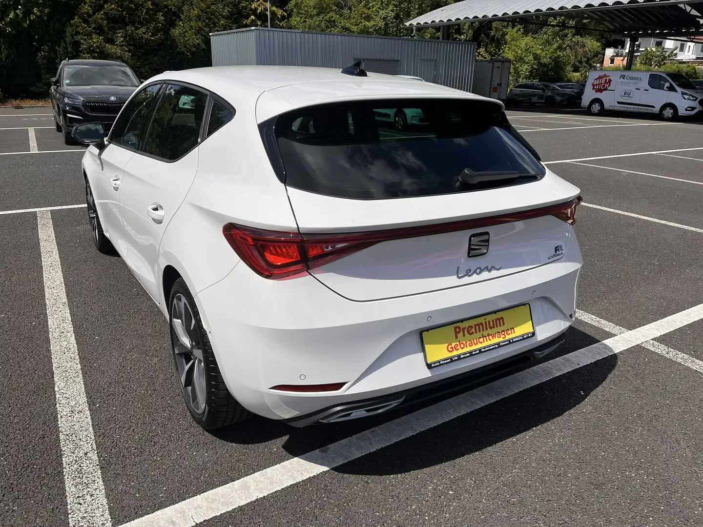 SEAT Leon 1.5 TSI FR  Alu 18" Navi FullLink LED Weiß - 2