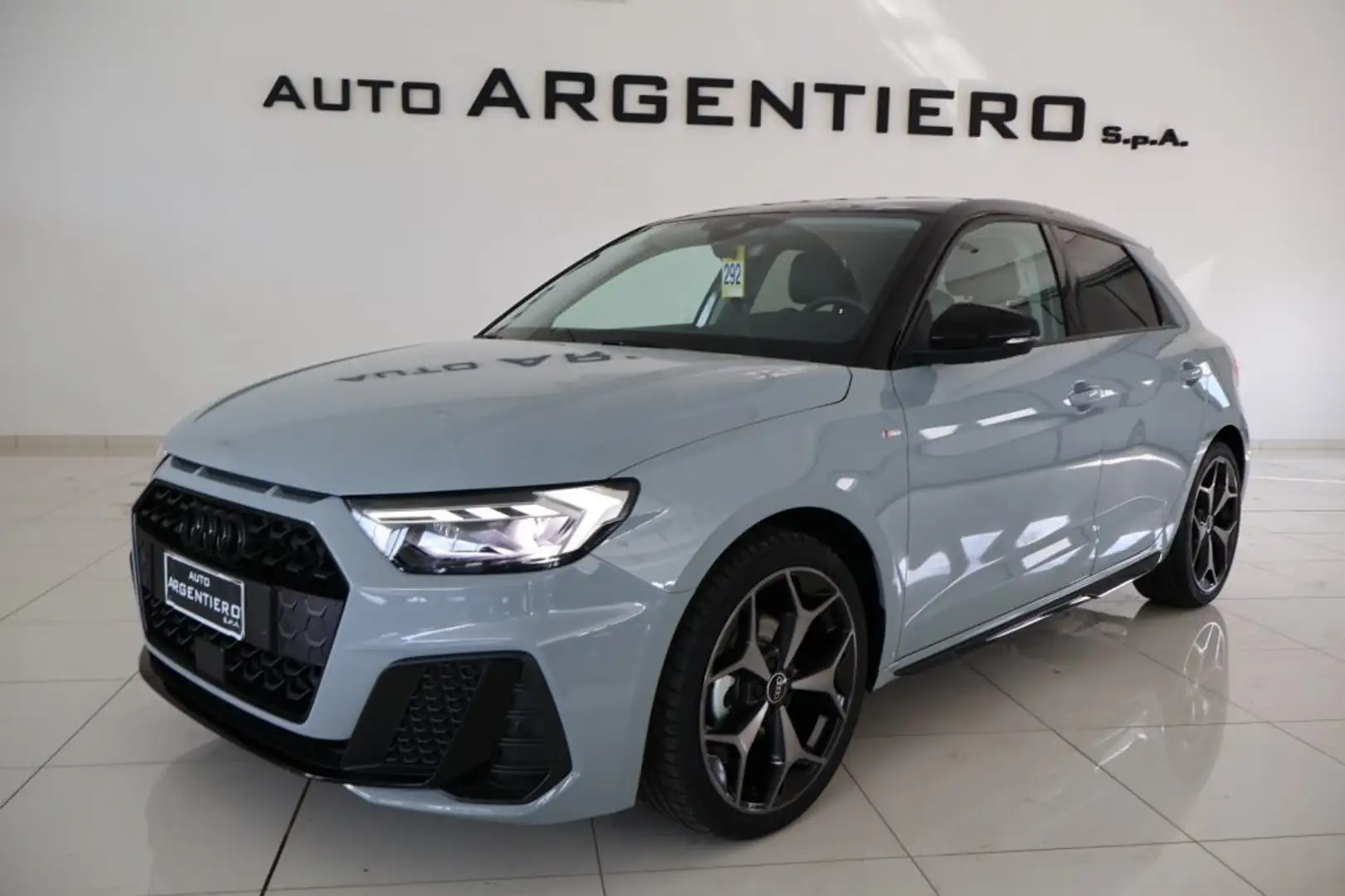 Audi A1 SPB 30 TFSI S tronic Identity Black nuova km 0!!!! Grigio - 1