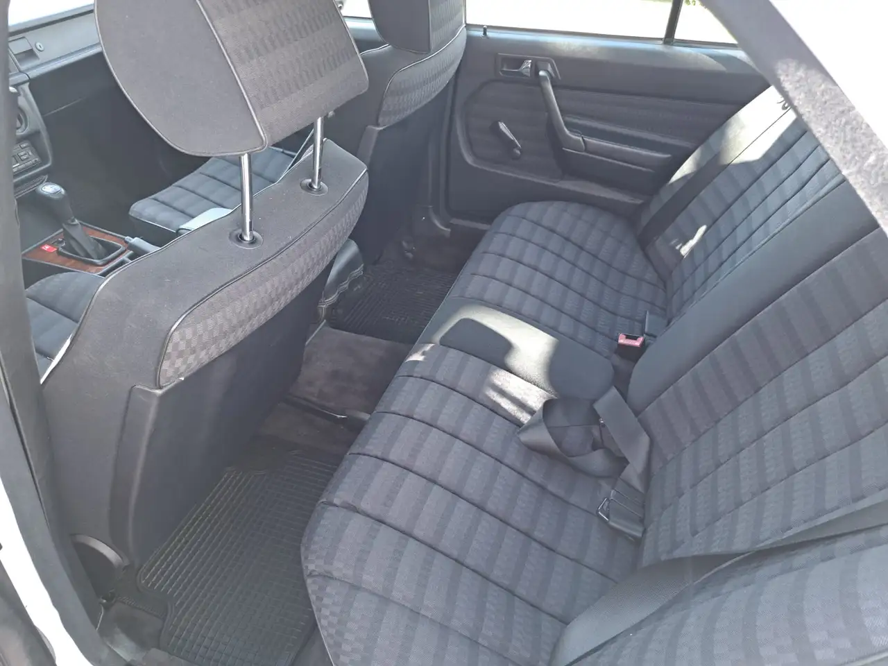 Mercedes-Benz 190 D, foto 7