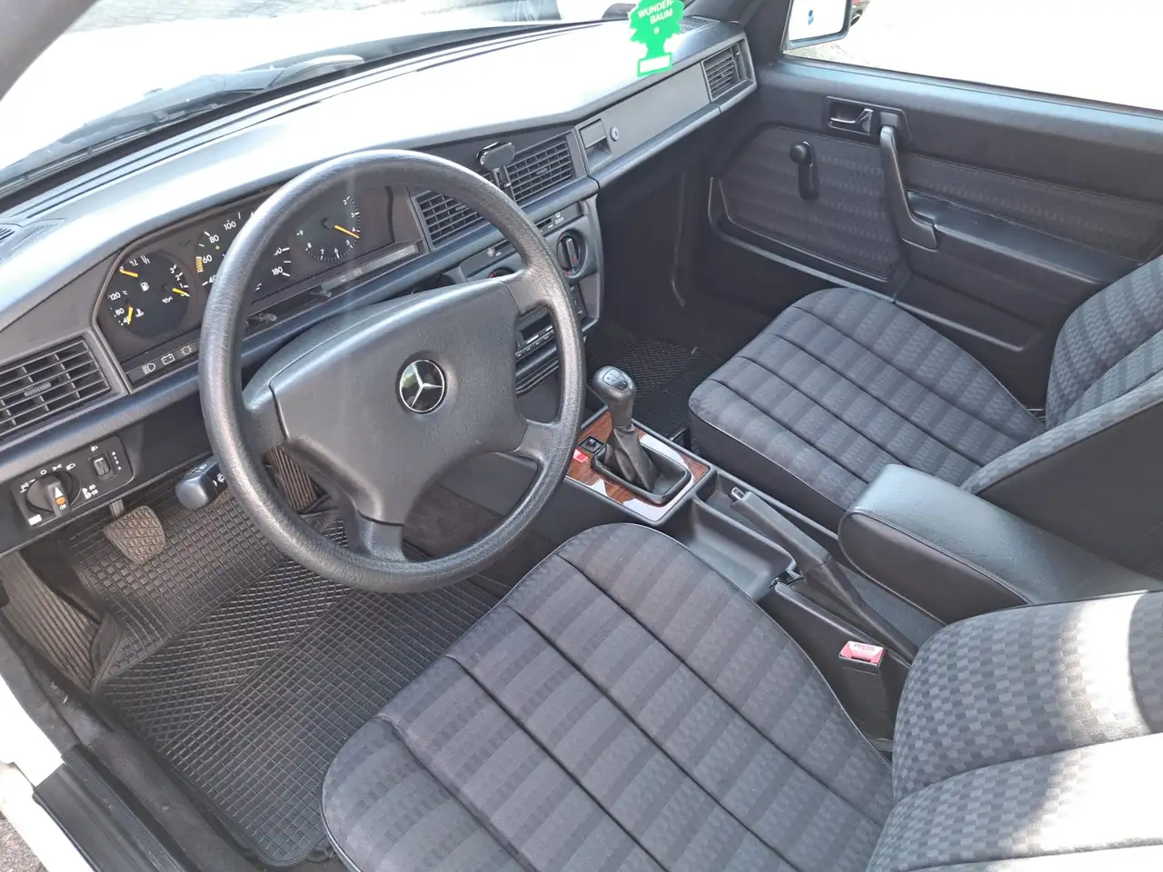Mercedes-Benz 190 D, foto 6