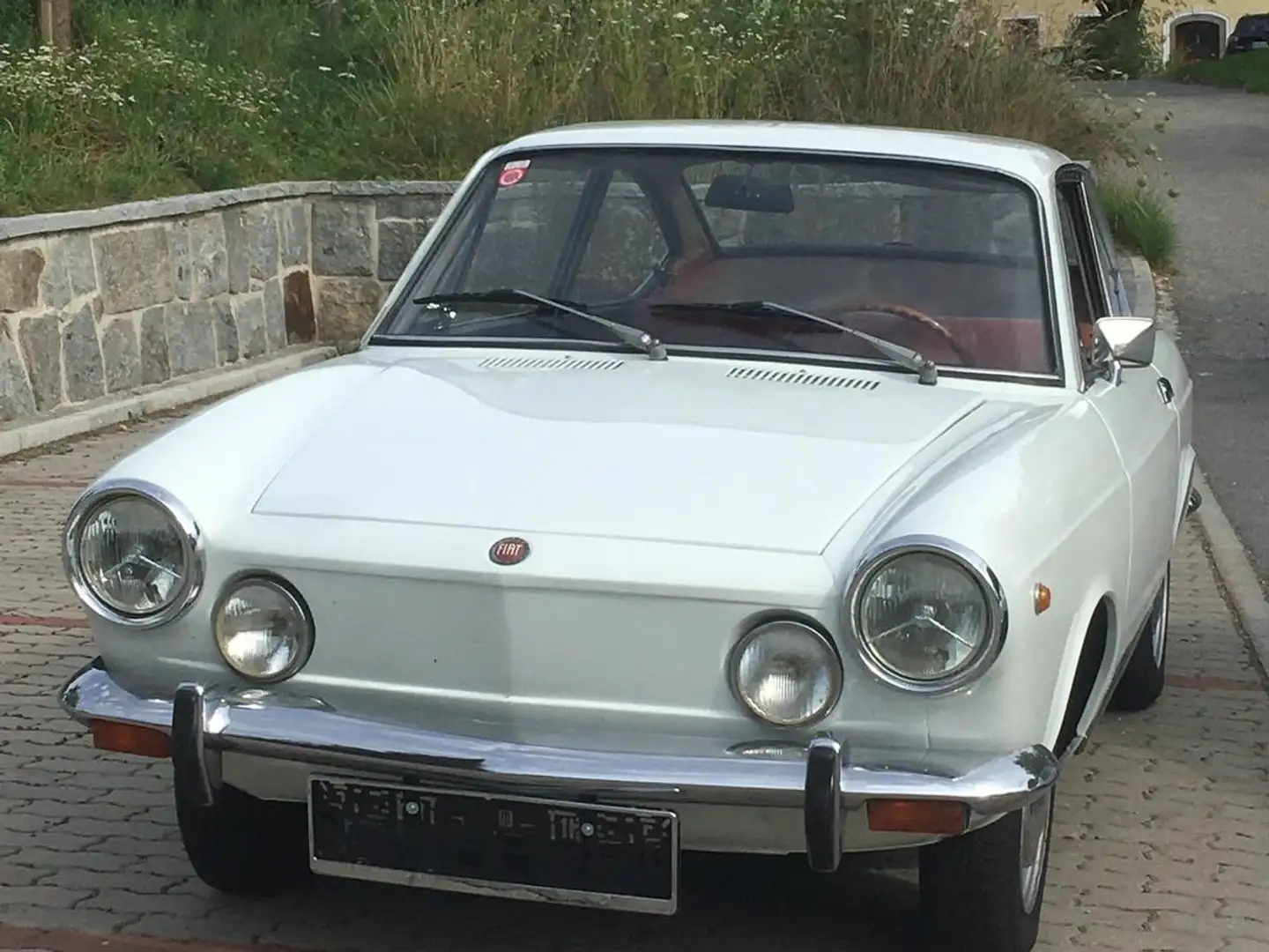 Oldtimer Fiat 850 Coupe Sport Білий - 1